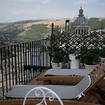 Reusuite Ragusa